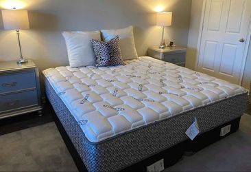 Queen Mattress - Premium Comfort