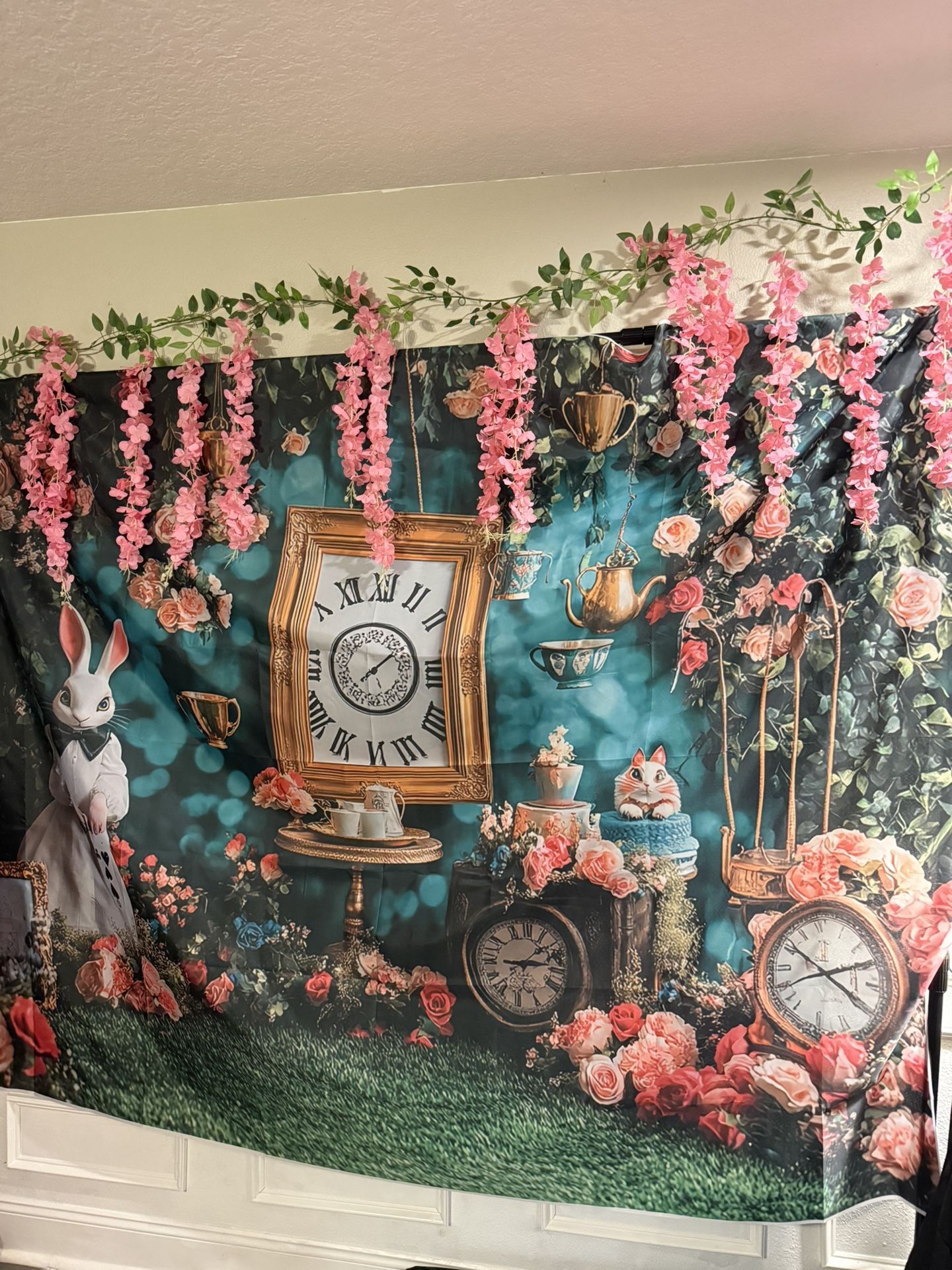 Alice And wonderland back Drop