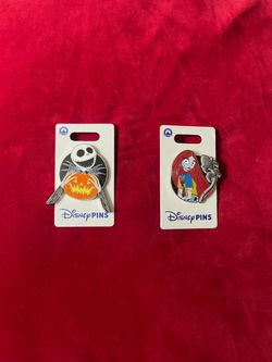 Disney Pins Nightmare Before Christmas Set of 2