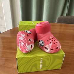 Crocs shoes For Dogs 