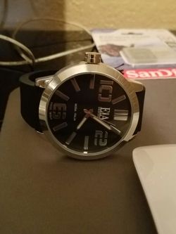 E A OROLOGIO