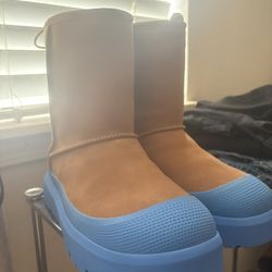 UGGs Men’s Size 13 ( Run small ) $60 OBO