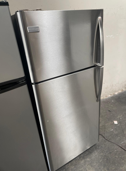 Frigidaire Top Freezer Fridge – Stainless, clean, ready today