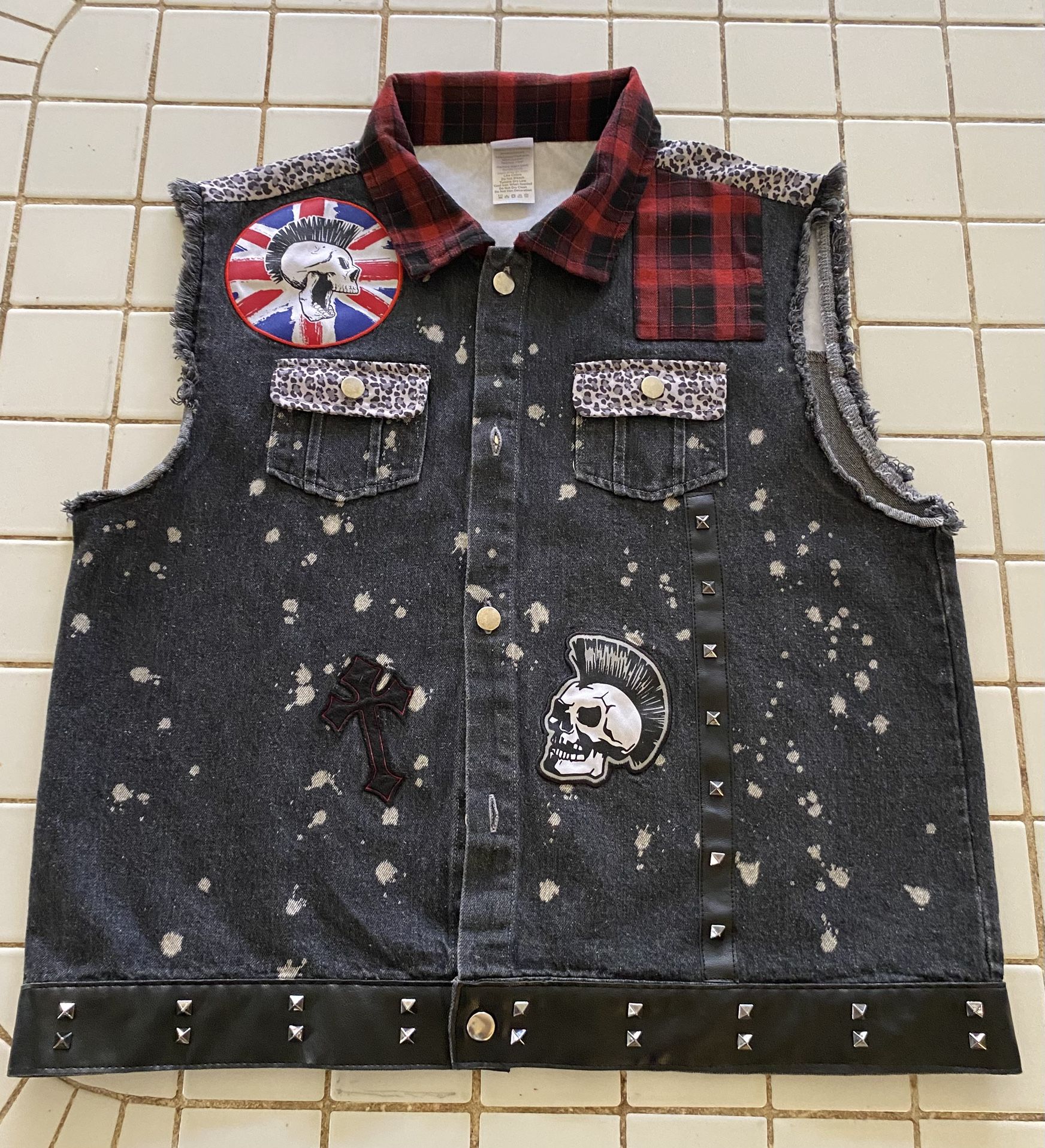 DIY Custom Punk Rock vest (S)