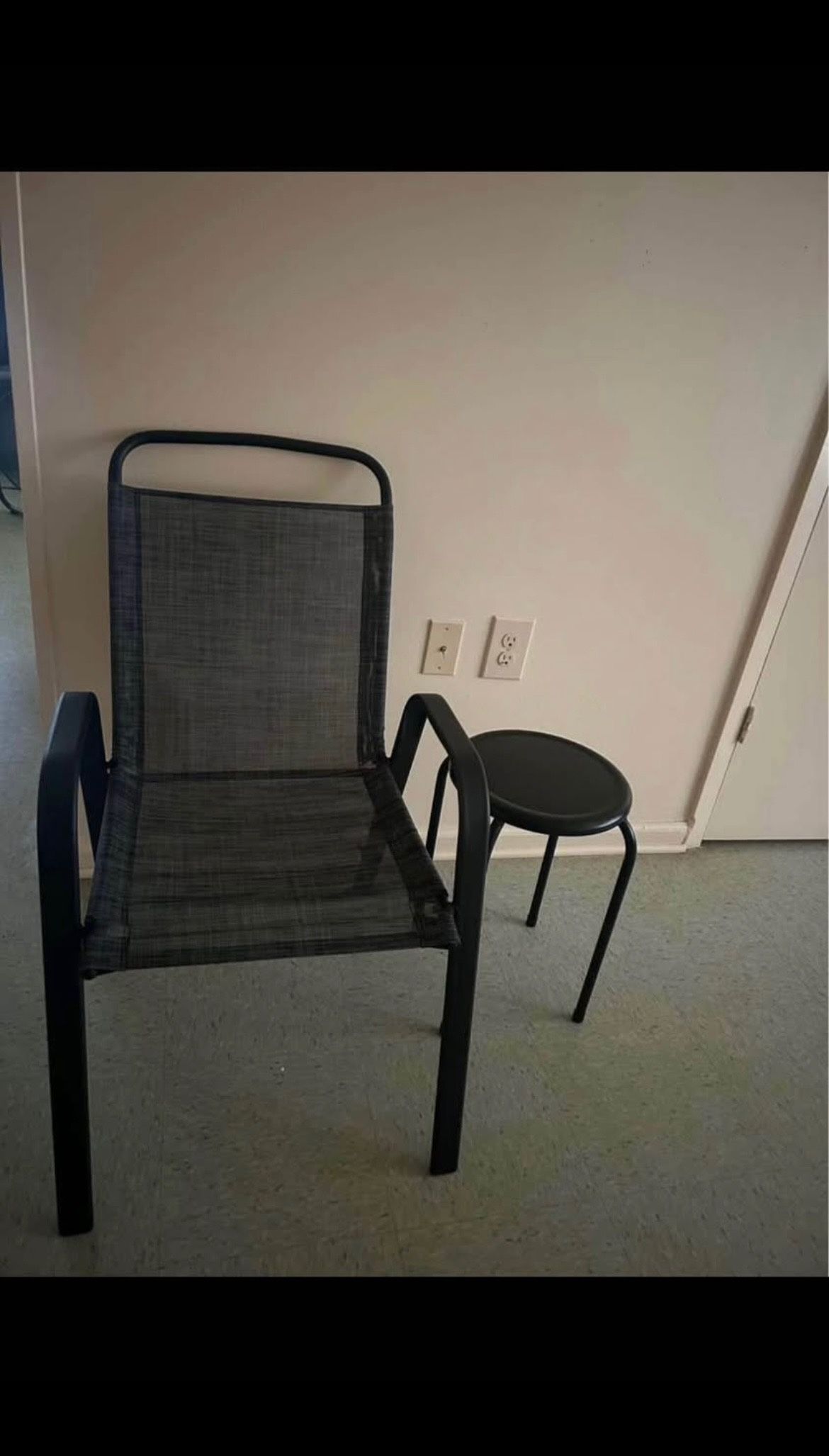 Outside Chairs And Table