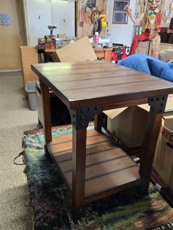 Coffee table room end tables