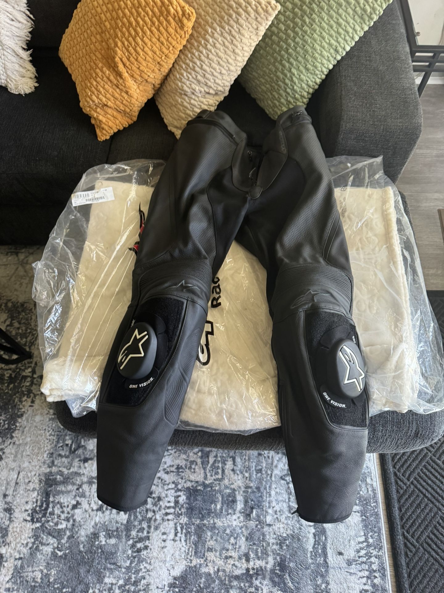 Alpine stars Missile v2 Leather Pants 