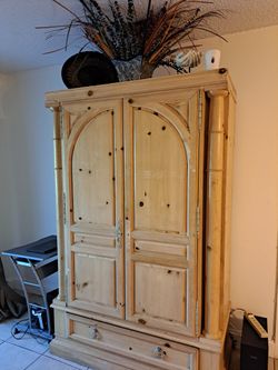 Armoire