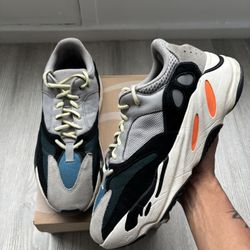 Yeezy Boost 700 Wave Runner 