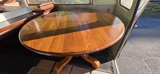 Wooden Round Dining Room Table (Refinished)