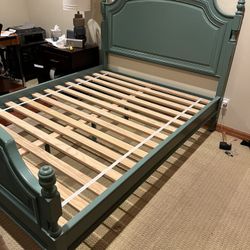 Pottery Barn Solid Wood Queen Bed  Frame Headboard Footboard