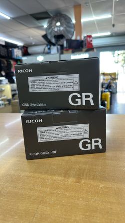 RICOH Camera GRIIIx Urban Edition Brand New