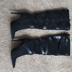 Boots For Sales $25 Size US 6.5