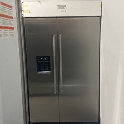 New In Box Stainless Steel Kitchen Aid Built In 48” Refrigerator Ice & Water