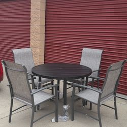 5-piece outdoor table and chair set, patio dining set, 42-inch black metal table and 4 chairs, suitable for patios, patios, porches, and backyards.