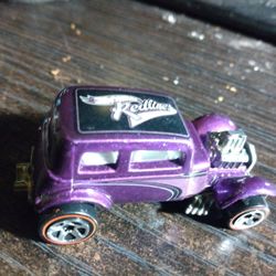 Rare 1968 Hot Wheels '32 Ford Vicky