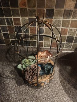 Birdcage Decor