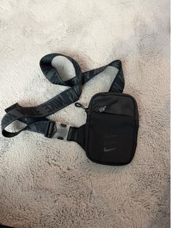 Nike crossbody