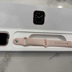 Apple Watch SE 40mm Rose Gold