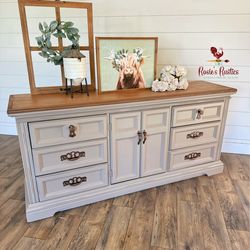 Dresser - media cabinet - buffet - sideboard