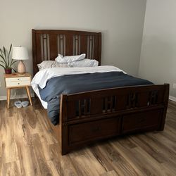 Ashley Furniture Queen Storage Bed Frame W Full Tempurpedic Mattress