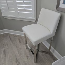 Bar Height Chairs 3 To Sell