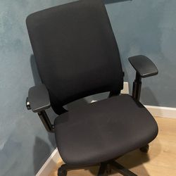 Steelcase Leap V2 Black Office Desk Chair