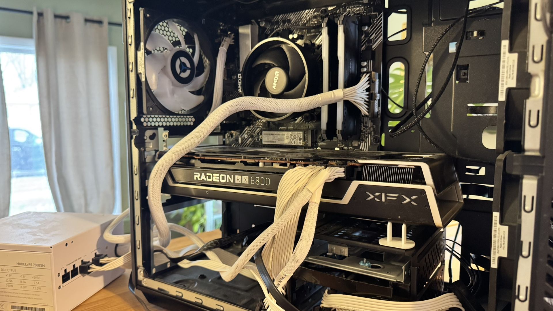 AMD 6800 GPU / 5600X CPU Desktop Computer With monitor, Mouse, Keyboard 