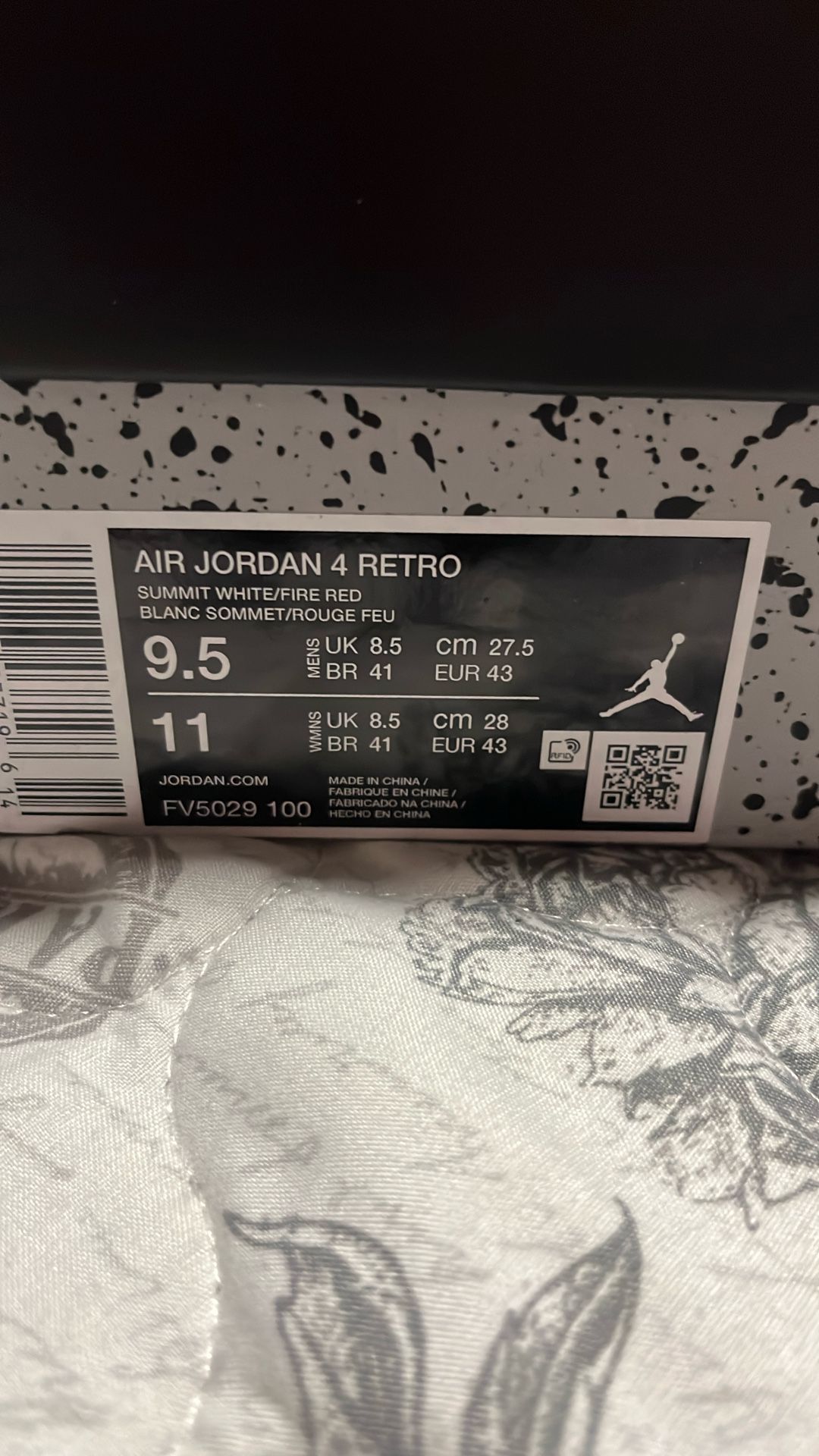Air Jordan 4 Retro