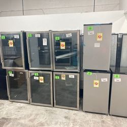 Mini Fridge GALANZ/IGLOO/Frigidaire D QAI