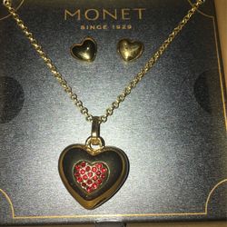 Cute necklace
