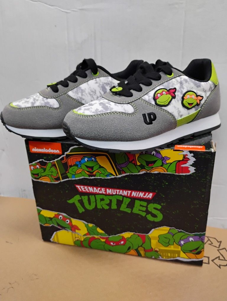 Teenage mutant Ninja turtles sneakers size 3