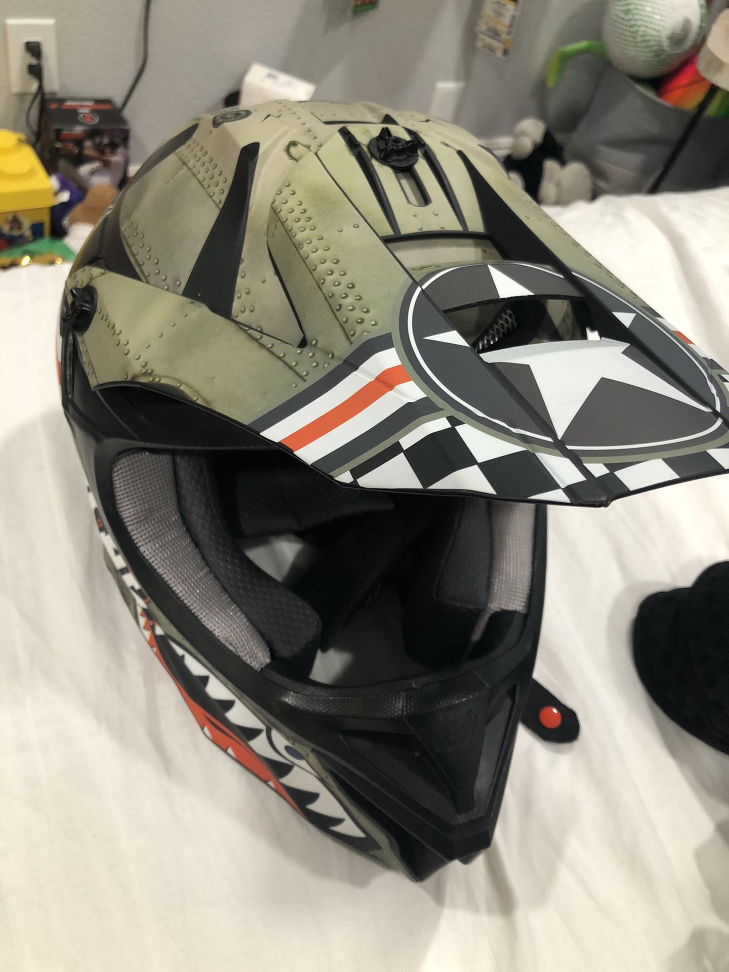 Motorcycle Helmet, Gloves & Knee Guard(Kids)