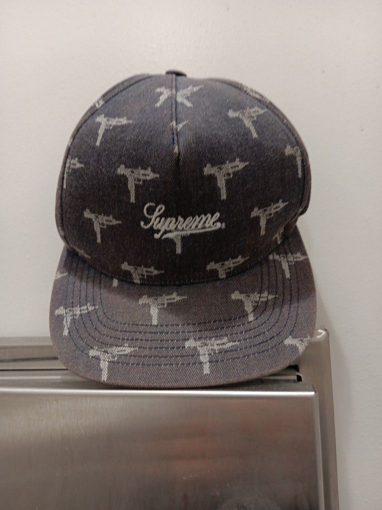 Supreme Hat