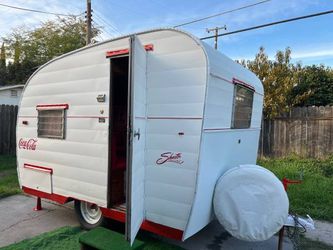 SHASTA TRAVEL TRAILER