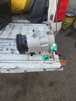 Ford Truck Air compressor 