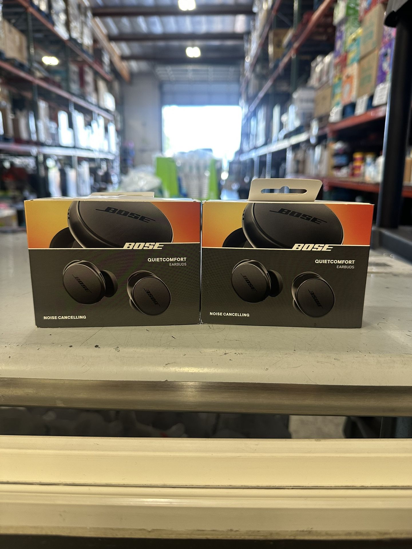 Bose QuietComfort Noise Cancelling Bluetooth Ear Buds Brand New In Box