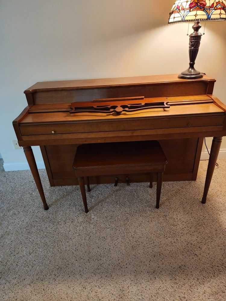 Free Piano