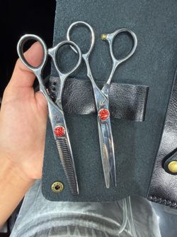 Scissors