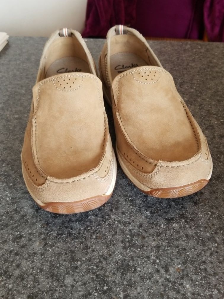 Sombreado sal Sombra Clarks Mens Sz 7.5M Soft Cushion Ortholite Slip In Shoes for Sale in  Lebanon, PA - OfferUp