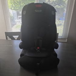 Graco Tranzitions 3-in-1 Harness Booster Car Seat
