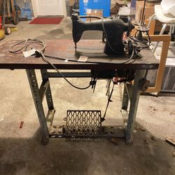 Maquina  De  Cocer sewing machine