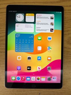 iPad Pro, 10.5 inches,256 gb with cellular and wifi