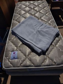 Twin size bed " Xtra long" with delivery