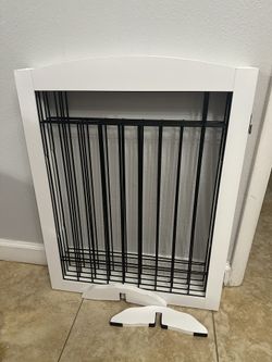 4 Panel Wood & Wire 31.5 Inch High Pet Gate
