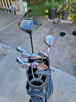 Callaway & Cobra Golf Club Set Right Handed.  Golf Bag included