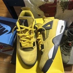 Lightning 4 Sz9 