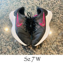 Women Nike 7W