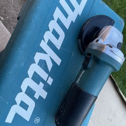 Makita Angle Grinder In Excellent Shape