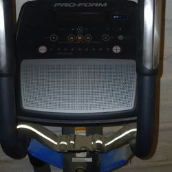 HIIT PROFORM ELLIPTICAL 
